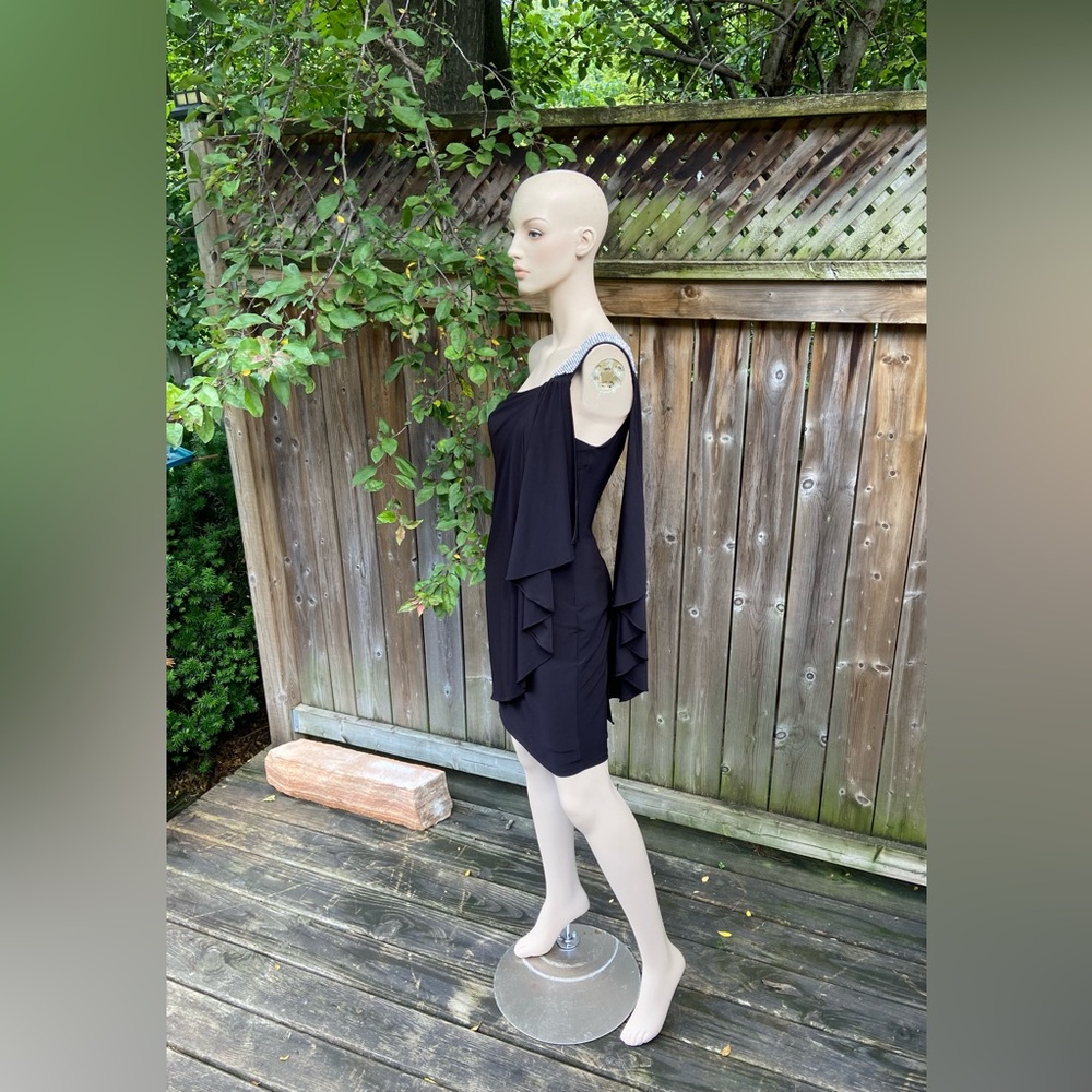 🐦‍⬛ 5/$25 🐦‍⬛ Fancy & Flowy Single Strap Asymmetrical Dress - Picture 9 of 16